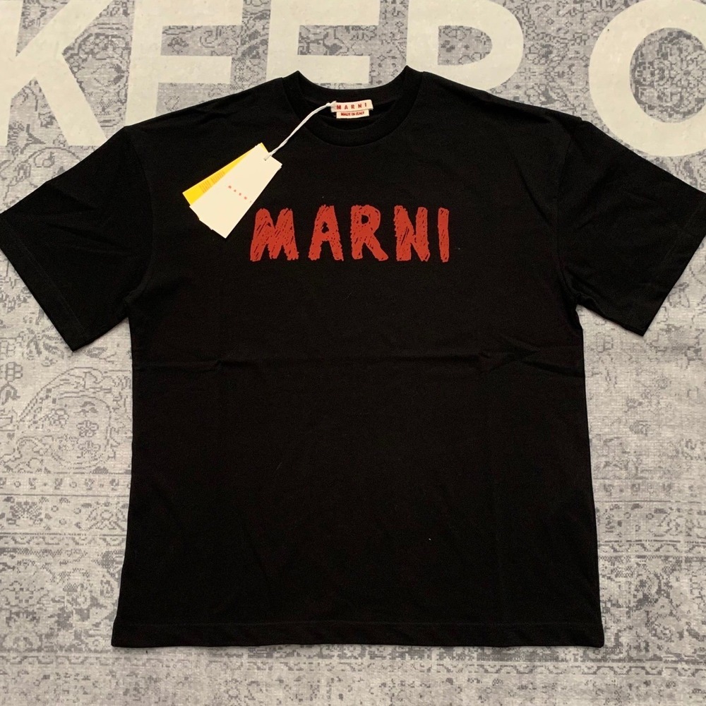 Marni Logo Graphic T-Shirt Mens 48 Black Red Scribble Short Sleeve Italy NWT